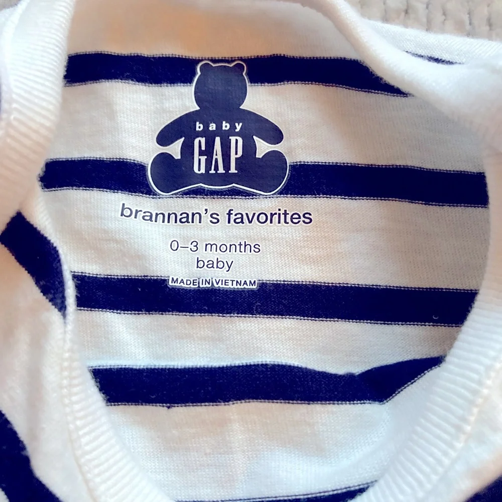 Baby‎ Gap Onesie One Piece Striped Heart 0-3 Months